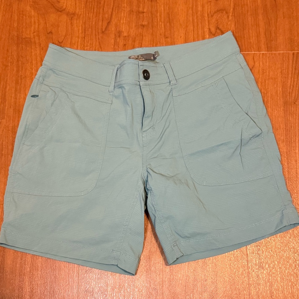 prAna Women's Light Blue Shorts size 6